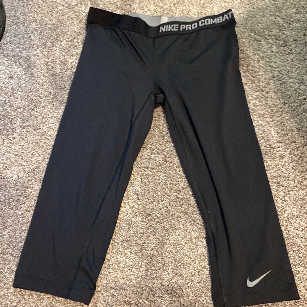 NIKE PRO COMBAT CAPRI XL